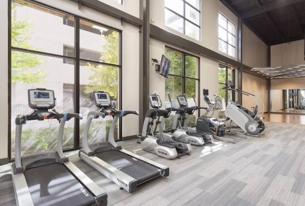 Luxurious, 1 Bedroom Near Downtown & Dickies Arena Fort Worth Luaran gambar
