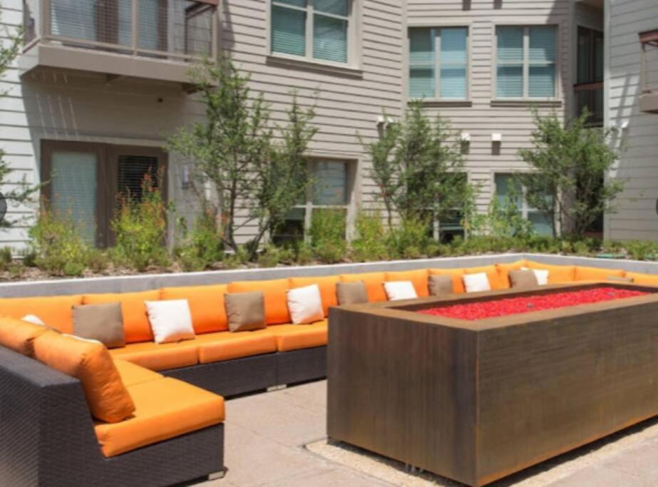 Luxurious, 1 Bedroom Near Downtown & Dickies Arena Fort Worth Luaran gambar